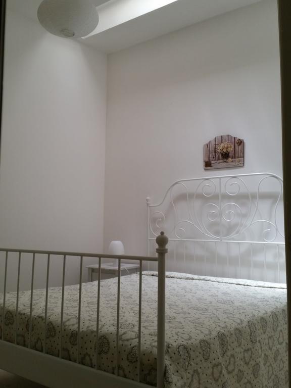 Senza Pensieri Villa กาลาโตเน ภายนอก รูปภาพ