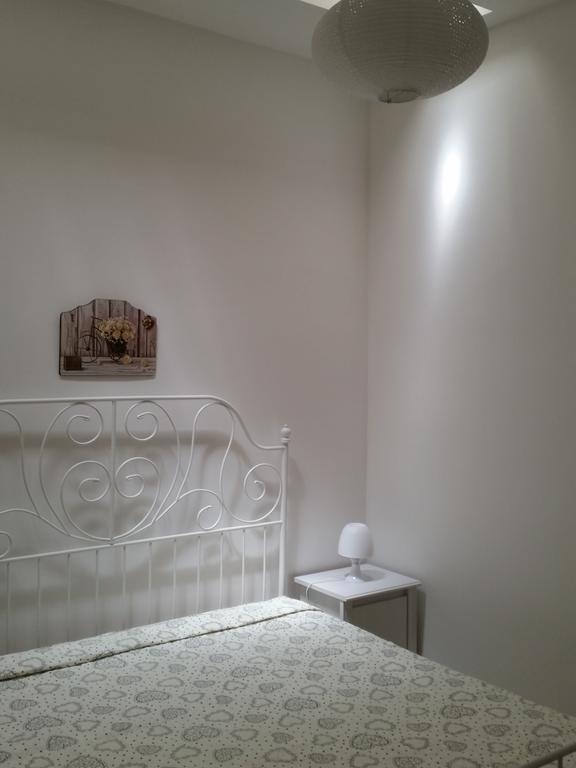 Senza Pensieri Villa กาลาโตเน ภายนอก รูปภาพ