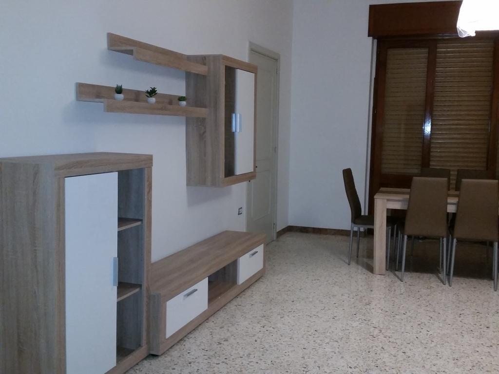 Senza Pensieri Villa กาลาโตเน ภายนอก รูปภาพ