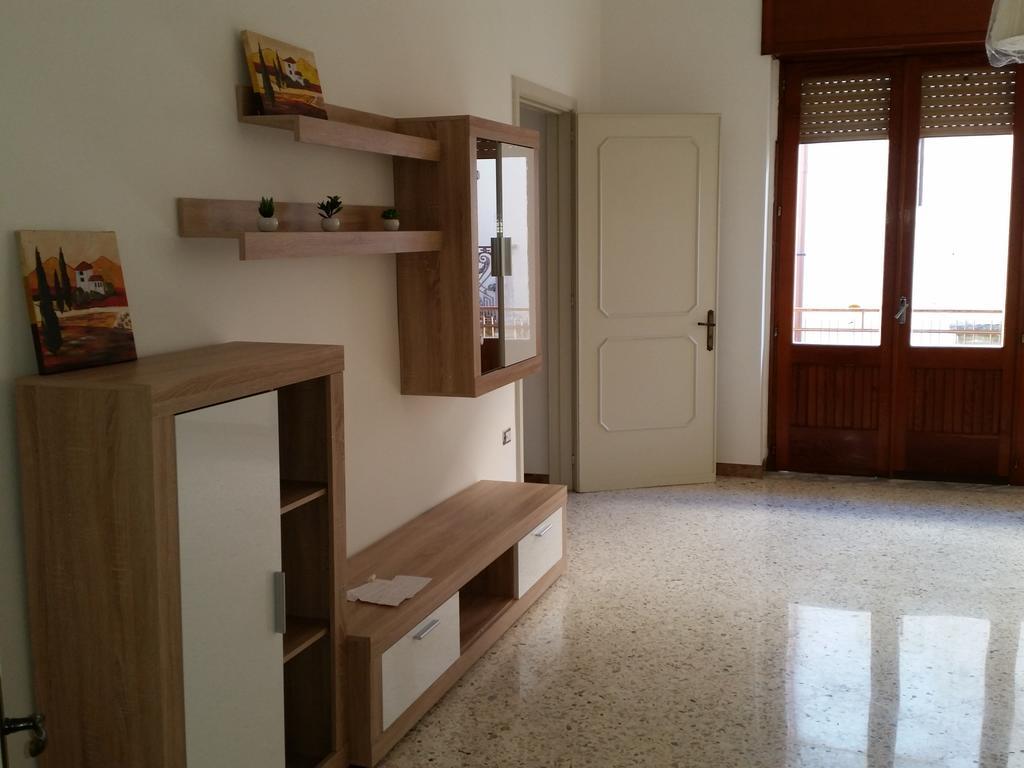 Senza Pensieri Villa กาลาโตเน ภายนอก รูปภาพ