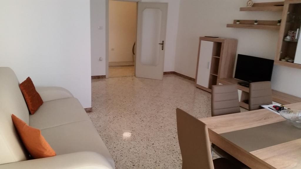 Senza Pensieri Villa กาลาโตเน ภายนอก รูปภาพ